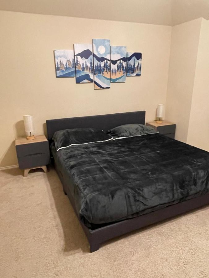 Modern 3Br House - Game Room, Office, Backyard 더콜로니 외부 사진
